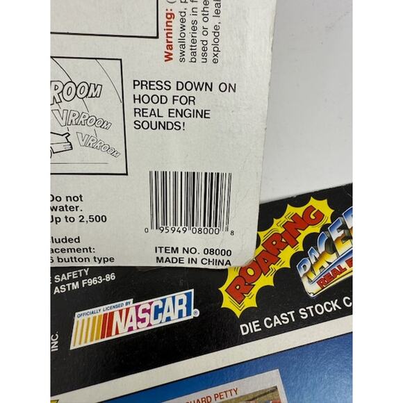 NEW Racing Champions Roaring Racers NASCAR 1990 1:64 Scale Diecasts - 3 Pieces - Picture 8 of 10